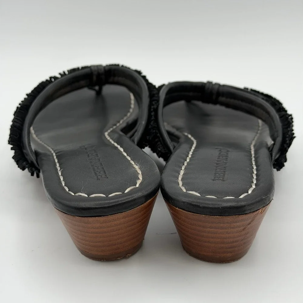 Bernardo Women Sandals 9M Wedge Thong Leather Boho Fringe Vero Cuoio Shoes
